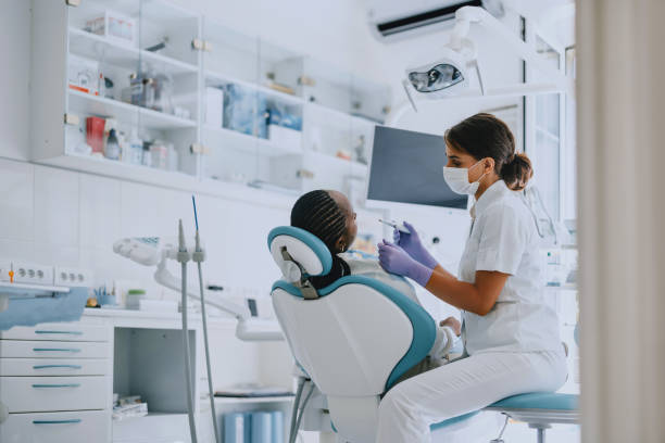 Best Tooth Extraction  in Mounds, OK